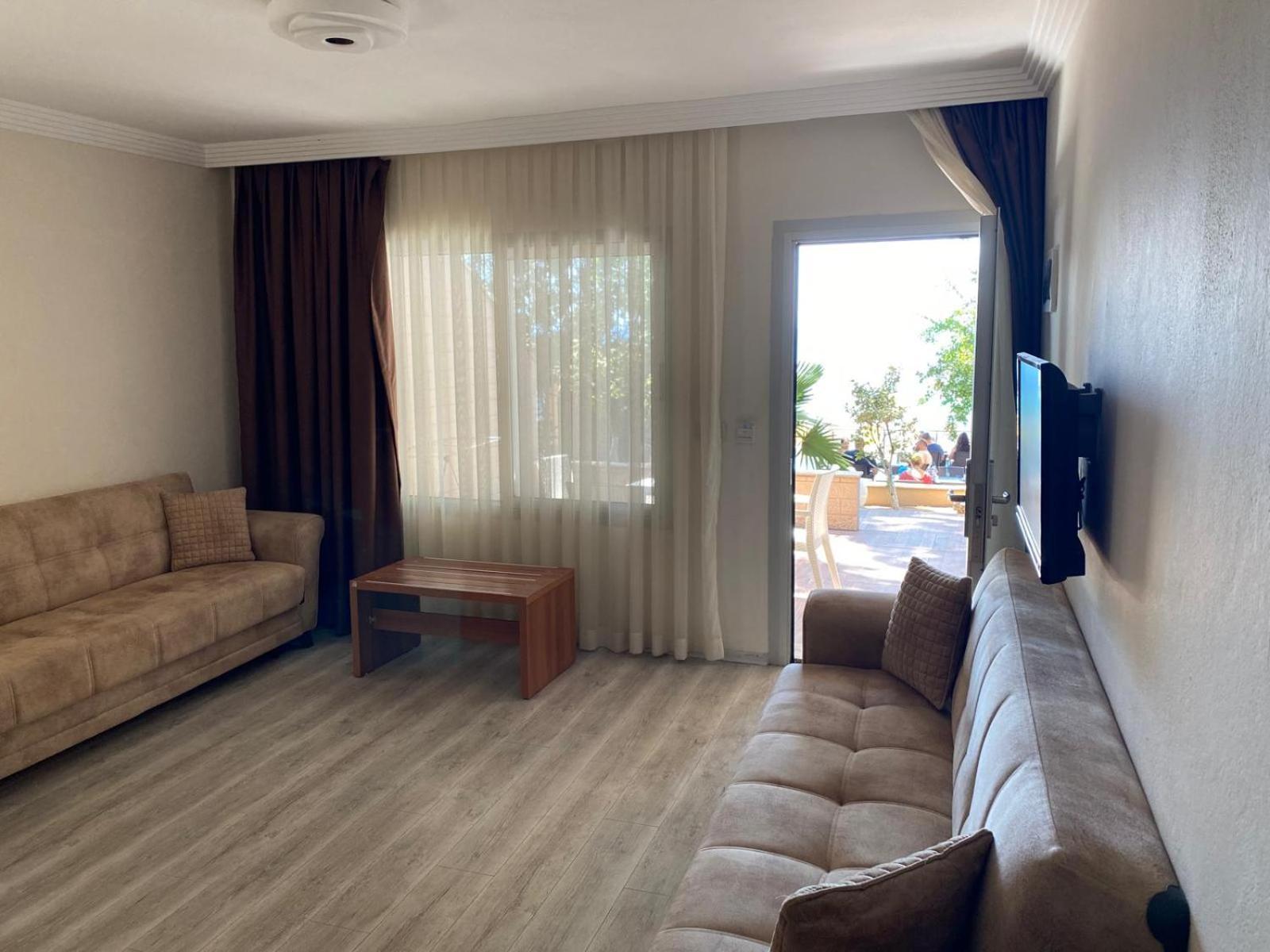 Melis Hotel Кушадасы Экстерьер фото