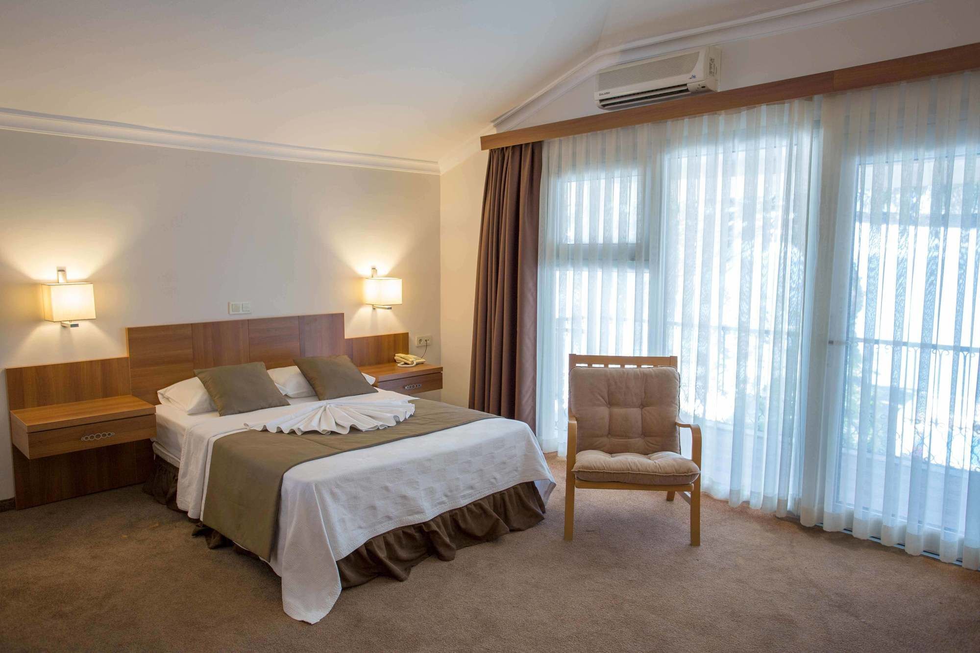 Melis Hotel Кушадасы Экстерьер фото